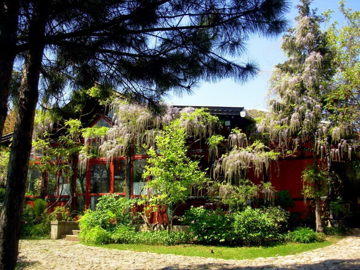 Garten Vendeghaz Eger Exterior photo